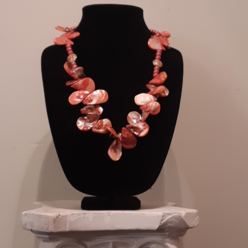 Necklace peach colored - Picture 3 of 6